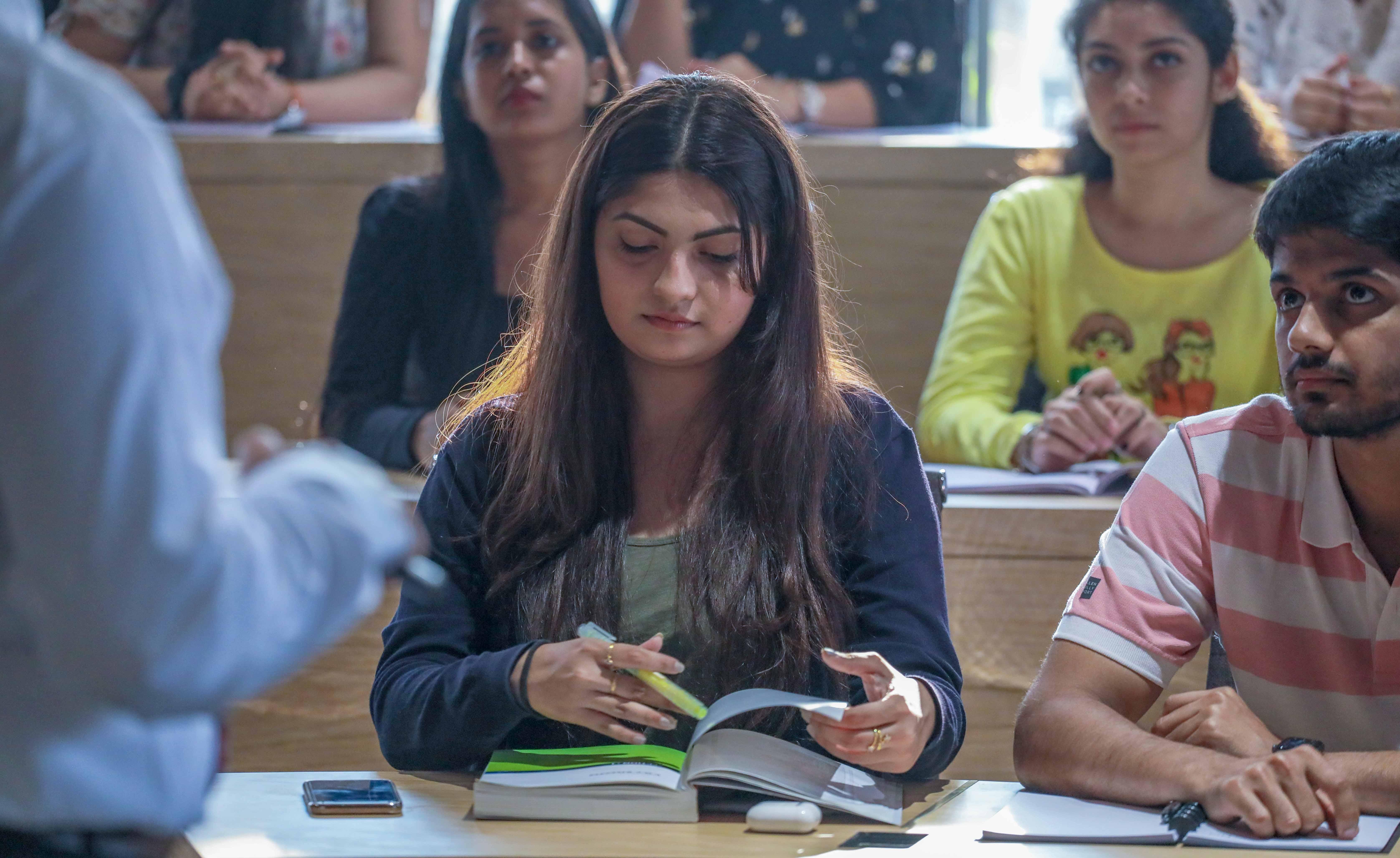 DY Patil  Patil, VPSM Students photo 8